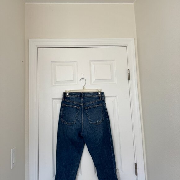 ABERCROMBIE & FITCH Ultra High Rise Mom Jeans Button Fly Dark Wash Size 26 - Picture 6 of 7